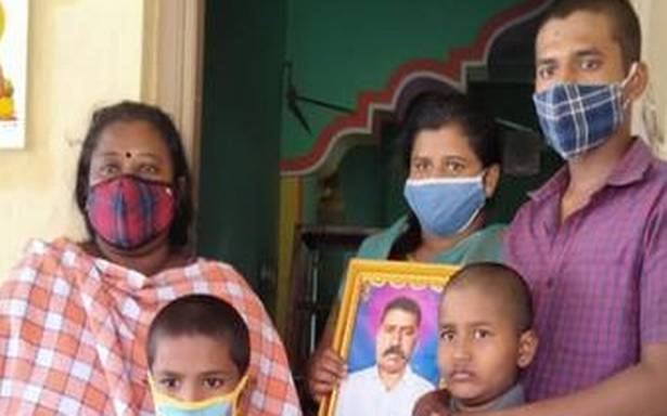 కరోనావైరస్ |  ఐదుగురు పిల్లలు ఆంధ్రప్రదేశ్‌లో ఒంటరి మహిళ సంరక్షణకు బయలుదేరారు