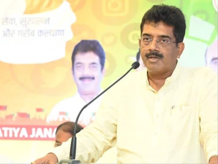గోవా నుంచి రాజ్యసభ ఎన్నికల అభ్యర్థిగా సదానంద్ తనవాడేను బీజేపీ ప్రకటించింది