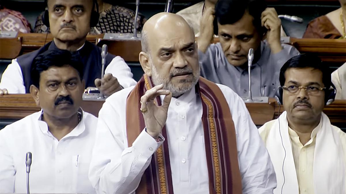 మణిపూర్ సమస్యపై నిజం బయటకు రావడానికి అనుమతించాలని షా ప్రతిపక్షాలను కోరడంతో పార్లమెంటులో లోగ్జామ్;  ఆప్ ఎంపీ సంజయ్ సింగ్ సస్పెండ్ అయ్యారు